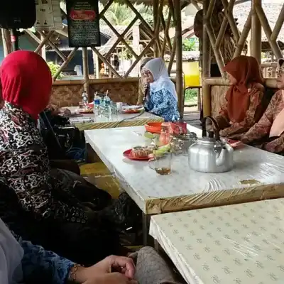 Saung sawah