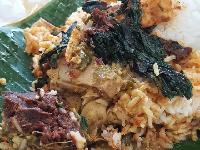 Gambar Makanan Nasi Kapau Langganan 3