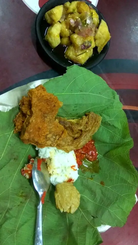 Gambar Makanan Nasi Jamblang Mang Dull 2