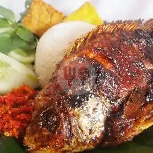 Gambar Makanan Lalapan Kaconk Pojhur, Jl.meratus Dalam Rt42.no.64 8