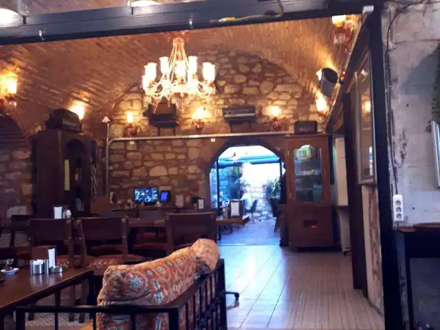 Rast Restaurant & Cafe'nin yemek ve ambiyans fotoğrafları 71