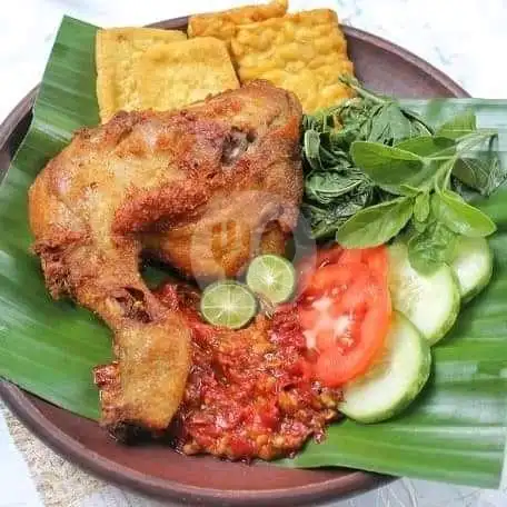 Gambar Makanan Nasi Goreng &Pecel Ayam Rahmat, Jln H Ondo Suhadi Cikarang 3