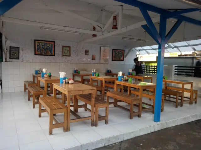 Gambar Makanan Pondok Seafood Hj. Helen 4