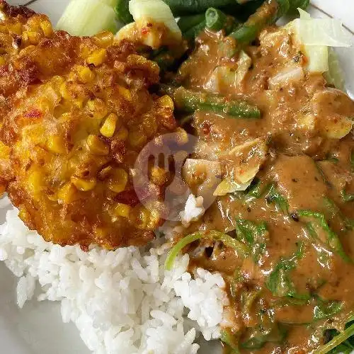 Gambar Makanan Nasi Campur Bu Rere, Gubeng 3