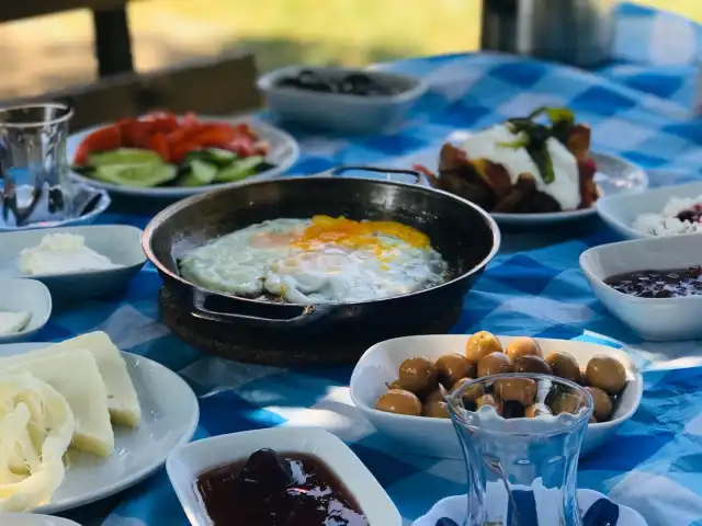 Bahçe Arası Restaurant'nin yemek ve ambiyans fotoğrafları 4