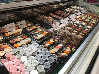i-Sushi & Takoyaki