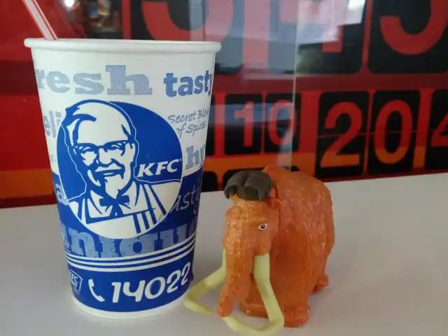 Gambar Makanan KFC BSB 12
