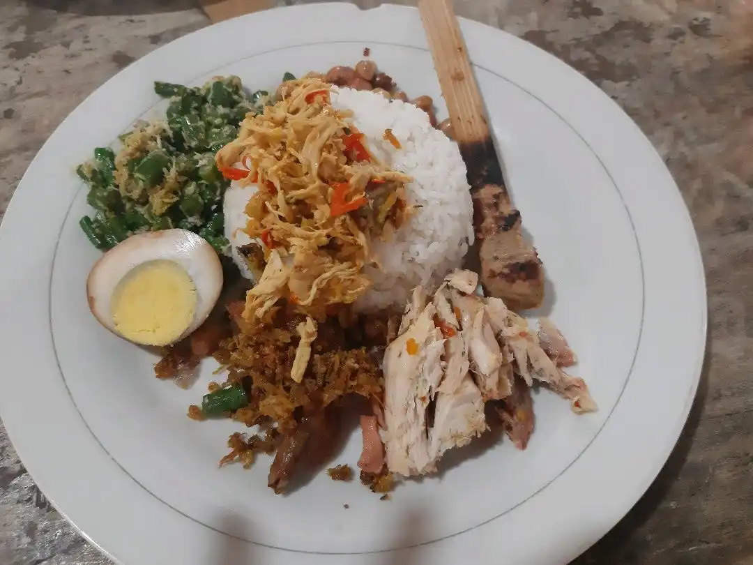 Warung Nasi Ayam Ibu Oki