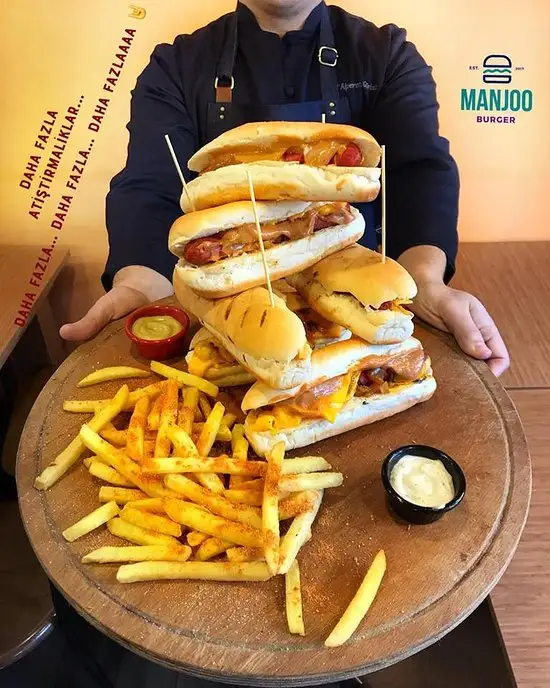 Manjoo Burger Coffee'nin yemek ve ambiyans fotoğrafları 13