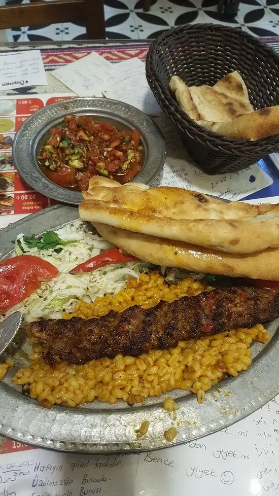 Gaziantep Közde Künefe Kebap Salonu'nin yemek ve ambiyans fotoğrafları 18