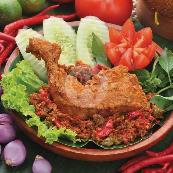 Gambar Makanan Ayam Penyet Joko Solo, Ringroad 2