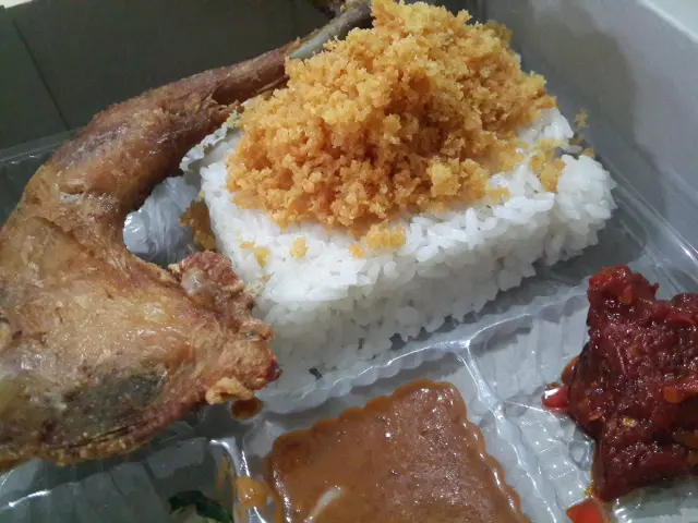 Gambar Makanan Ayam Kremes Bu Tjondro 12