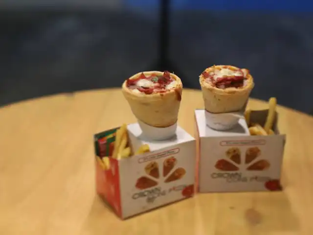 Gambar Makanan Crown Cone Pizza 3