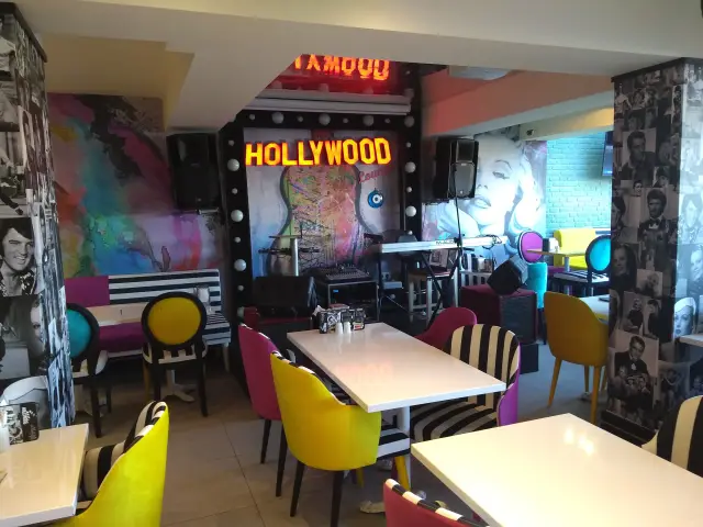 Üsküdar Hollywood Lounge'nin yemek ve ambiyans fotoğrafları 19