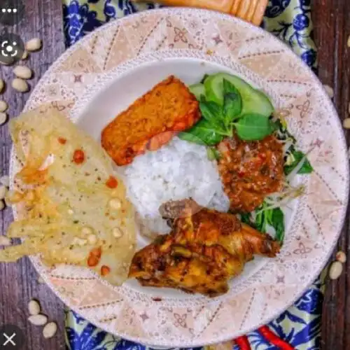 Gambar Makanan AYAM TUMBUK Kedai HermanIfa, Nusa Indah 6