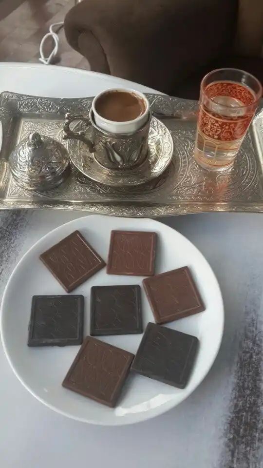 Cafe Kahverengi'nin yemek ve ambiyans fotoğrafları 6