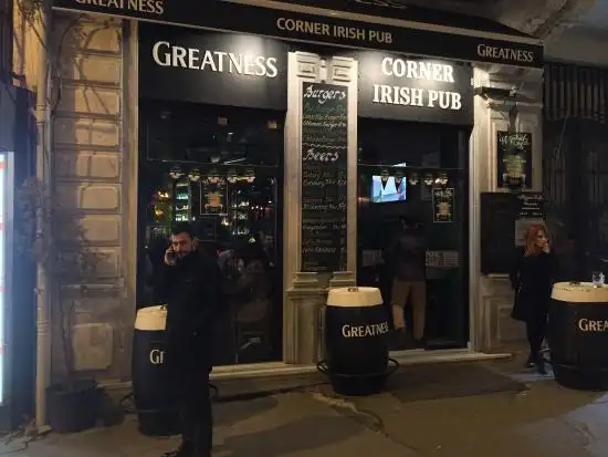 Corner Irish Pub'nin yemek ve ambiyans fotoğrafları 1