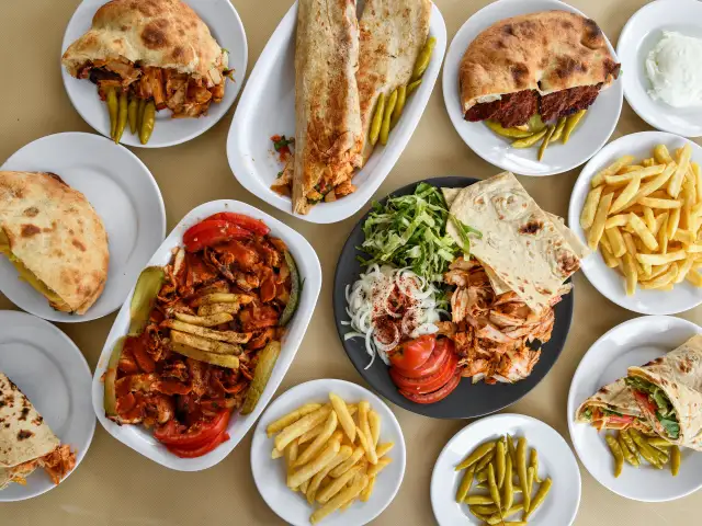Paşaoğlu Köfte & Döner'nin yemek ve ambiyans fotoğrafları 1