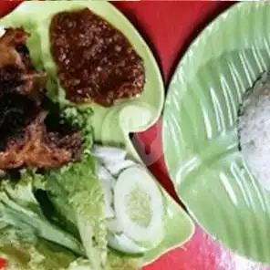 Gambar Makanan Ayam Bebek Bakar Bumbu Rujak Bu Echa, Cibubur 10