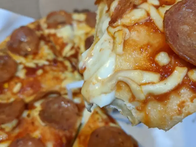 Gambar Makanan Domino's Pizza 4