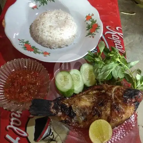 Gambar Makanan Nasi Timbel Sambel Lumpang Teh Imas 20