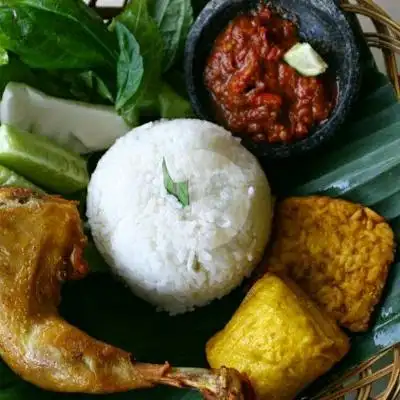 Gambar Makanan Pecel Ayam Jessi, Cisarua 1