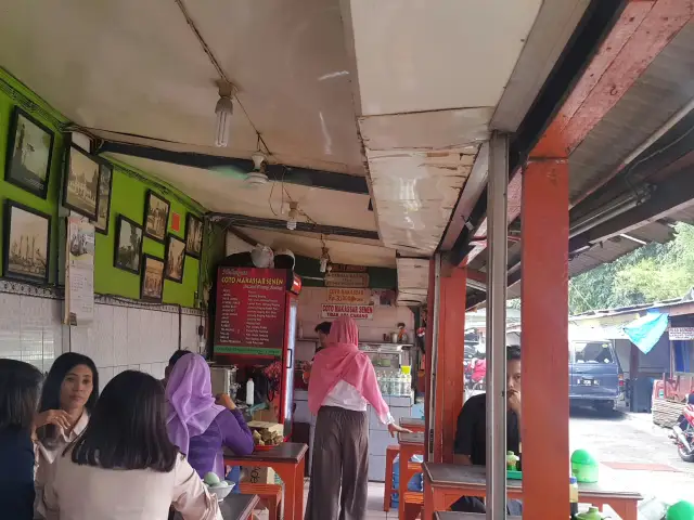 Gambar Makanan Warung Coto Makassar Senen 5