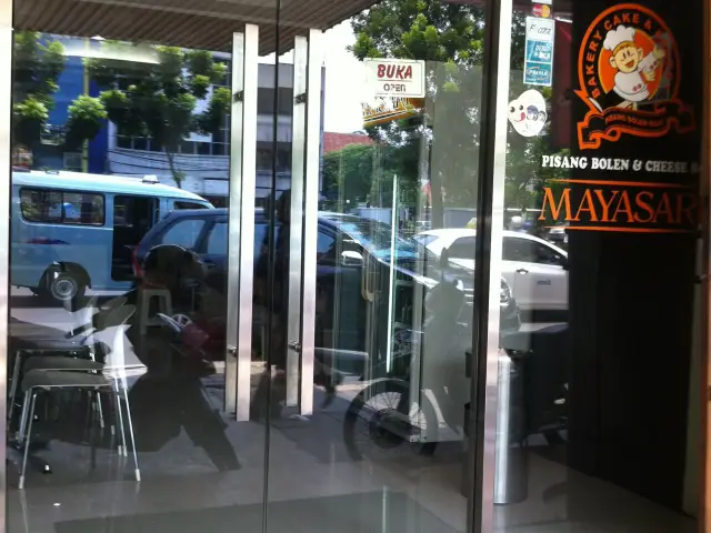 Gambar Makanan Mayasari Bakery 4