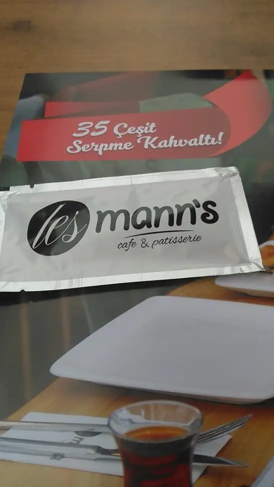 Les Mann's Cafe & Patisserie'nin yemek ve ambiyans fotoğrafları 42