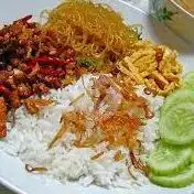 Gambar Makanan Nasi Uduk dan Nasi Kuning Ibu Ikoh, Enggal 8