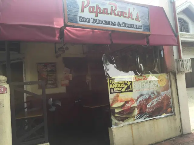 Papa Rock's Big Burgers & Grillery Food Photo 10