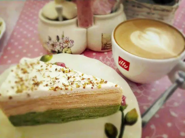 Vanilla The Mille Crepe Cafe Food Photo 7