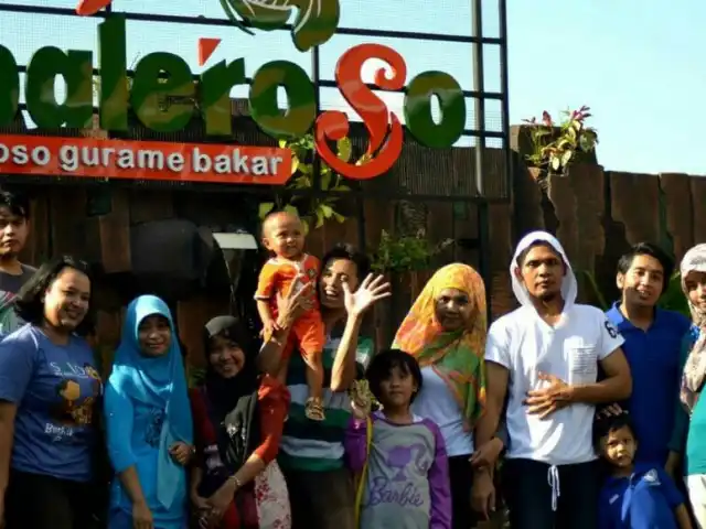 Gambar Makanan Bale Roso Resto 11