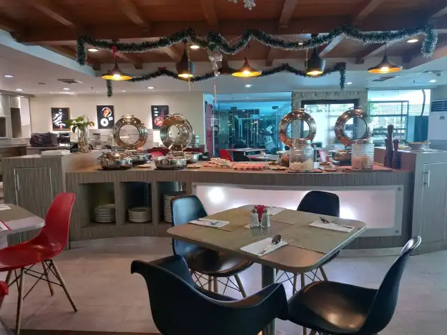 Gambar Makanan La Table - Hotel ibis Jakarta Tamarin 17