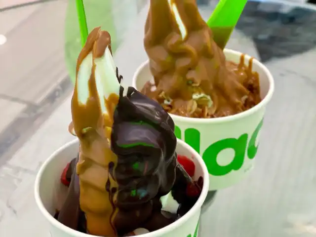 llao llao Food Photo 2