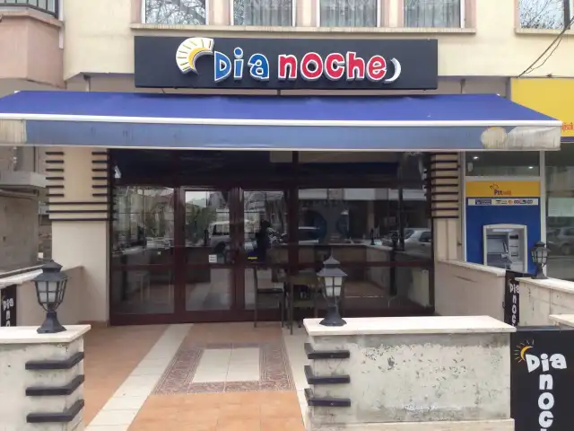 Dia Noche Cafe & Pub'nin yemek ve ambiyans fotoğrafları 2