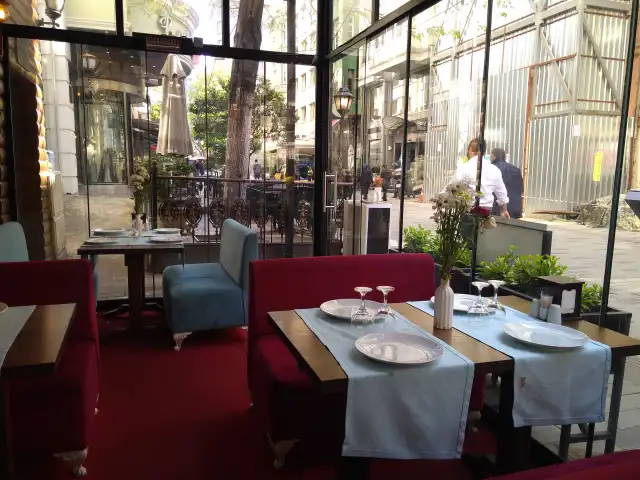 Taksim Big Boss Fish & Kebap Cafe Rest'nin yemek ve ambiyans fotoğrafları 7