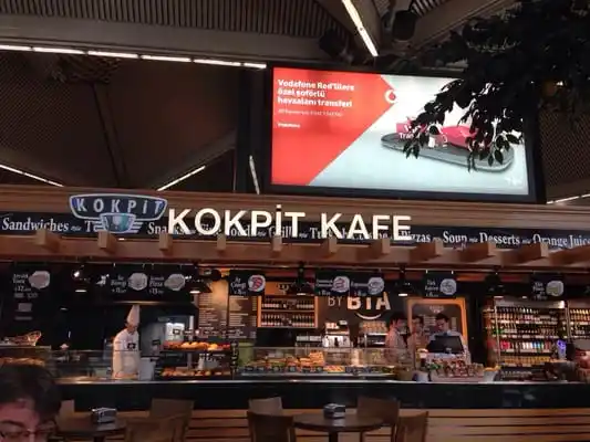 Kokpit Cafe'nin yemek ve ambiyans fotoğrafları 1