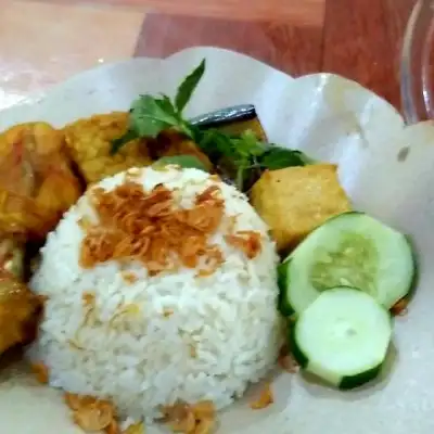 Nasi Uduk Bandung Mamah Nazwa, Gatot Subroto