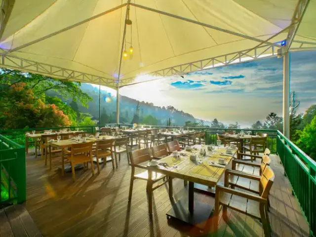 Gambar Makanan Mahoni Garden Resto - Puncak Pass Resort 5