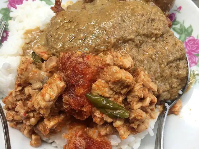 Gambar Makanan Gudeg ( depan Pom Bensin) 2