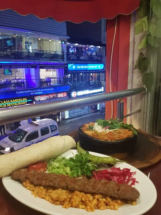 Ikram Doner Kebap'nin yemek ve ambiyans fotoğrafları 35