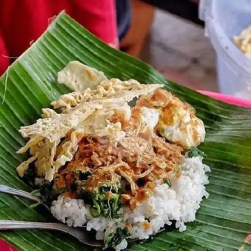 Gambar Makanan Pecel Pincuk Madiun Bu Trimo, Kedungkandang 1