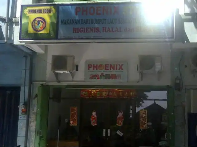 Gambar Makanan Phoenix Store 7