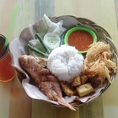Gambar Makanan Warung Muslim Mbak Yeni, Denpasar 2