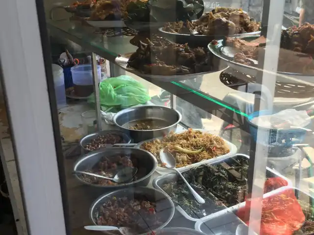 Gambar Makanan Warung Nasi Campur 10