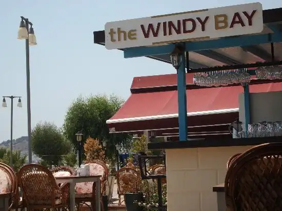 Windy Bay Restaurant'nin yemek ve ambiyans fotoğrafları 49