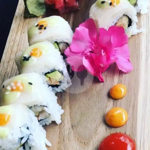 Gambar Makanan Sushi Sinolie, Renon 17