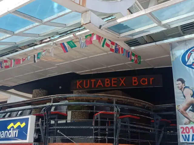 Gambar Makanan Kutabex Bar And Resto - Kutabex Beach Front Hotel 7