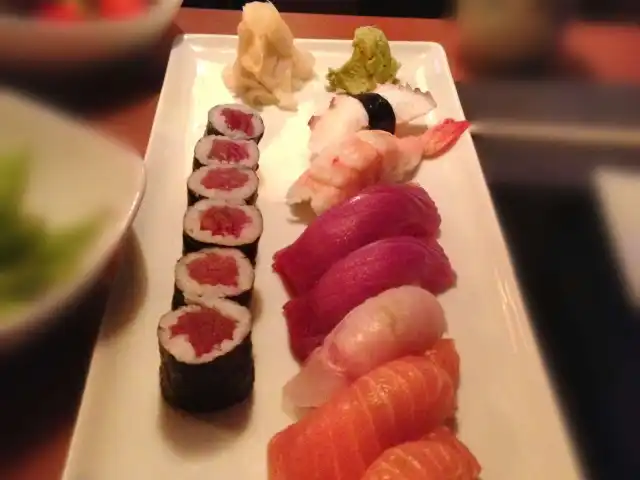 İoki Sushi Bar & Japanese Restaurant'nin yemek ve ambiyans fotoğrafları 36
